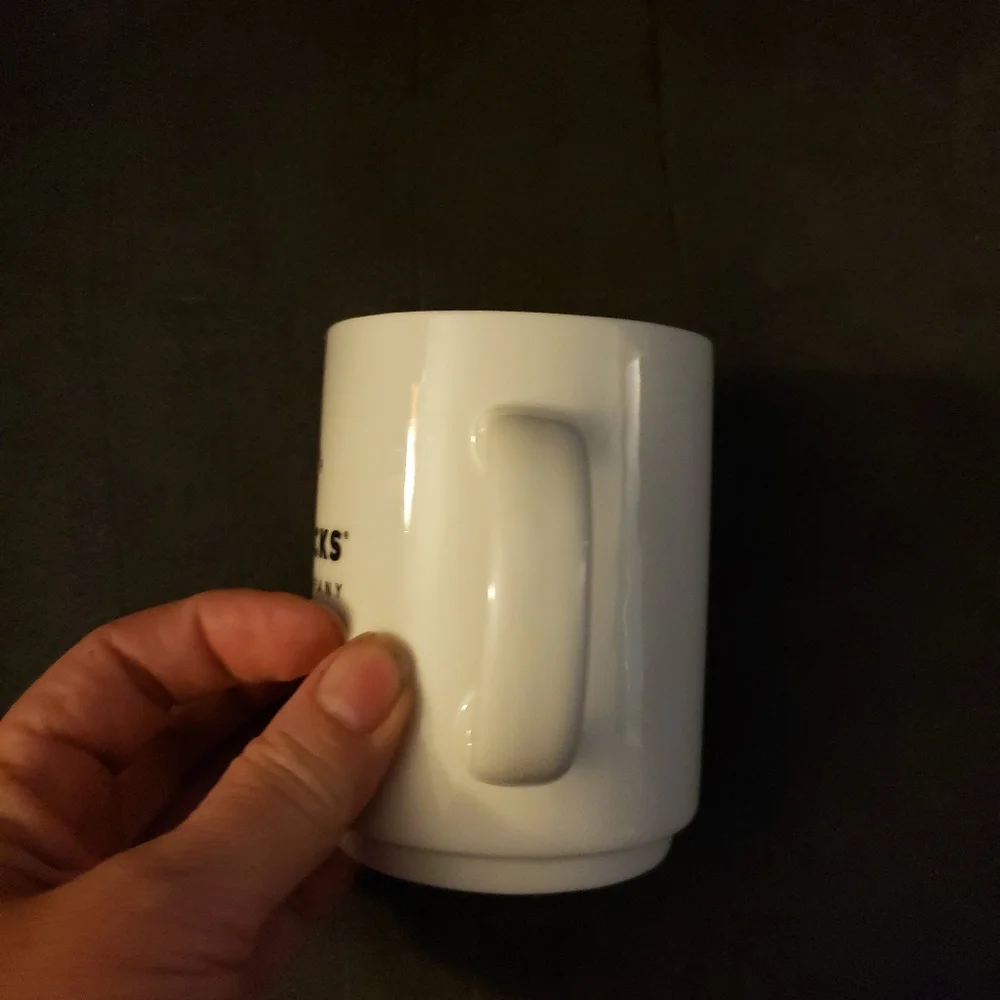 Starbucks Coffee Company EST 1971 Seattle WA  Coffee Mug 14 oz‎ 2018